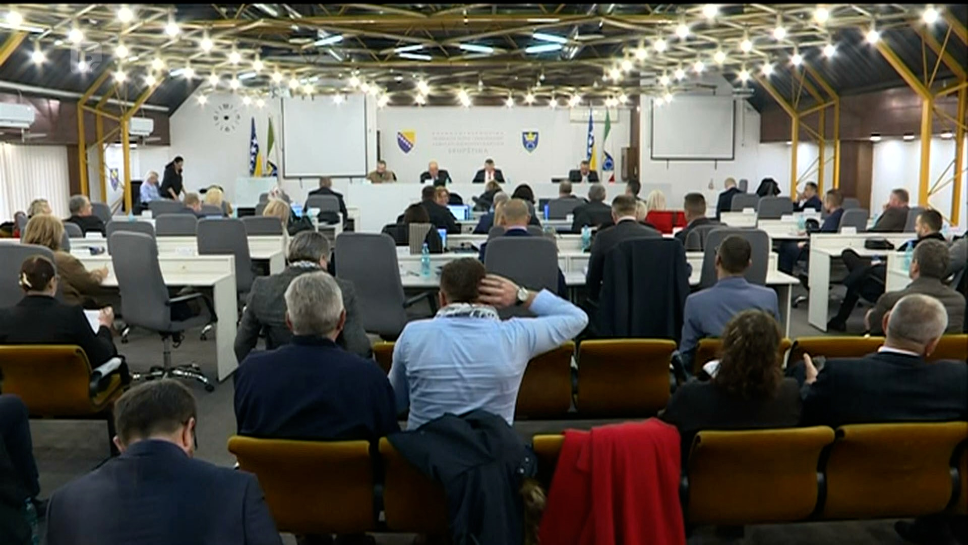 Vladajuća većina zadovoljna zbog usvajanja budžeta ZDK-a za 2024., opozicija negoduje